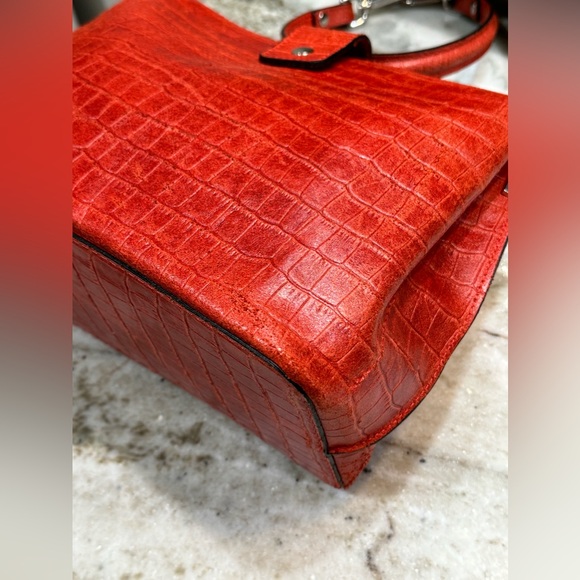 Chiara Ferretti RED Croc Embossed Handbag - Picture 7 of 16